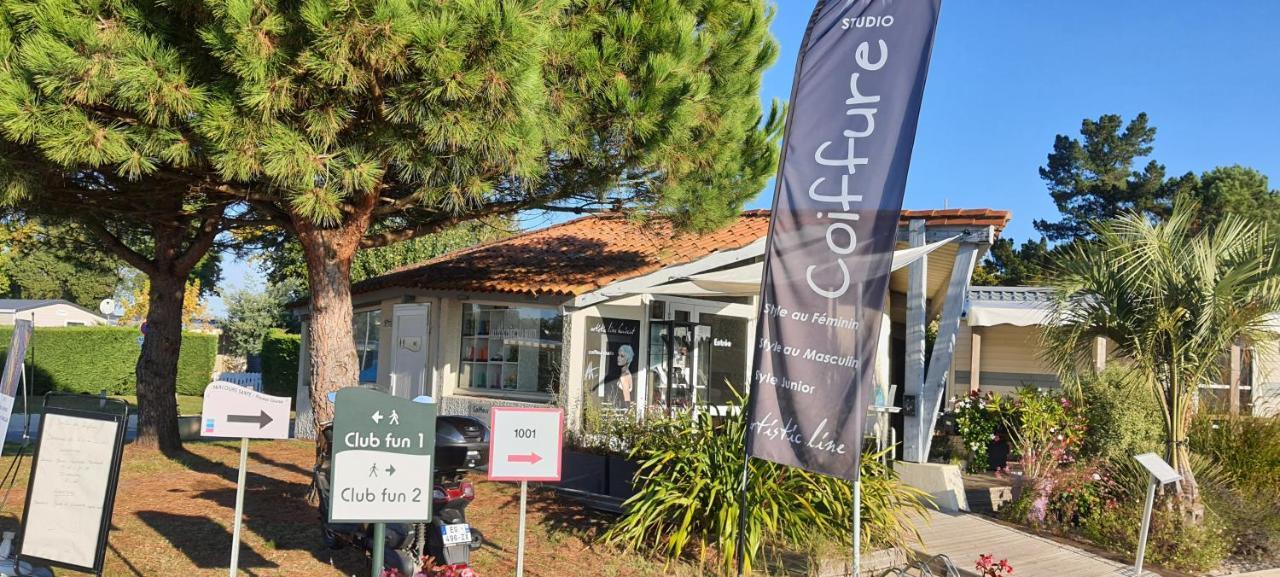 Mobilhome 2Ch Climatise-Terrasse Fermee-4 Velos-Camping 4 Etoiles Les Charmettes 莱马特 外观 照片
