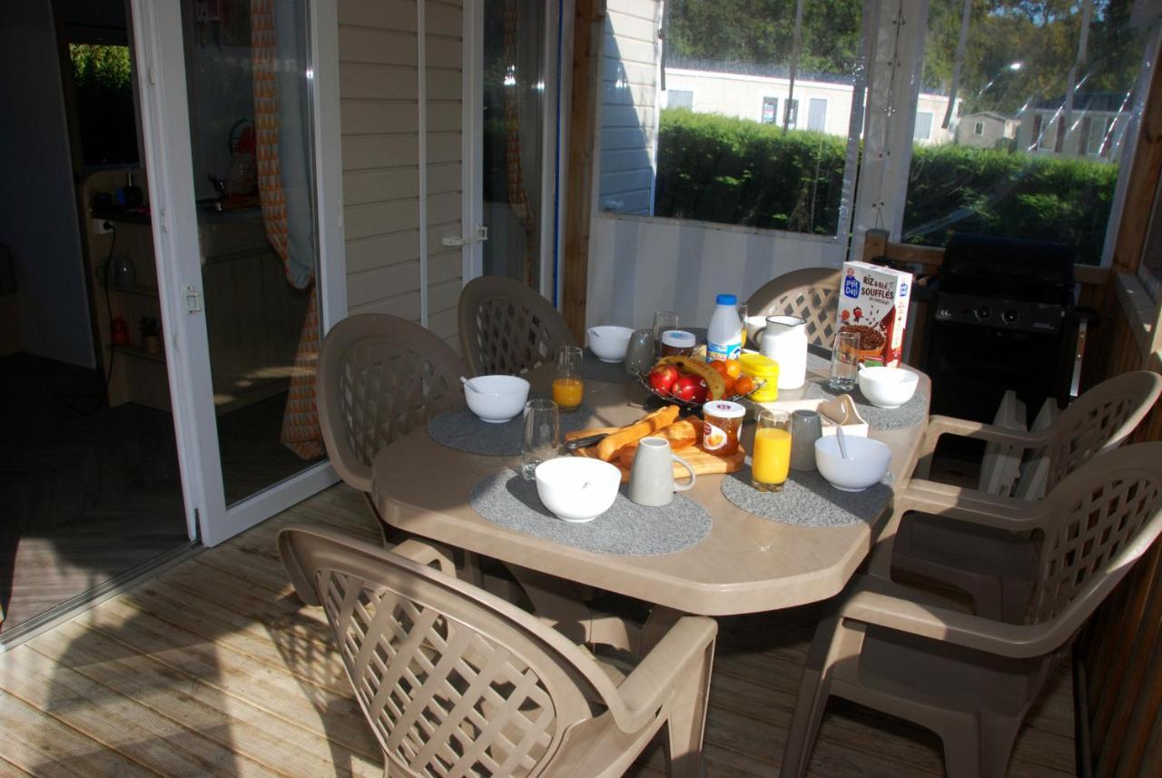 Mobilhome 2Ch Climatise-Terrasse Fermee-4 Velos-Camping 4 Etoiles Les Charmettes 莱马特 外观 照片