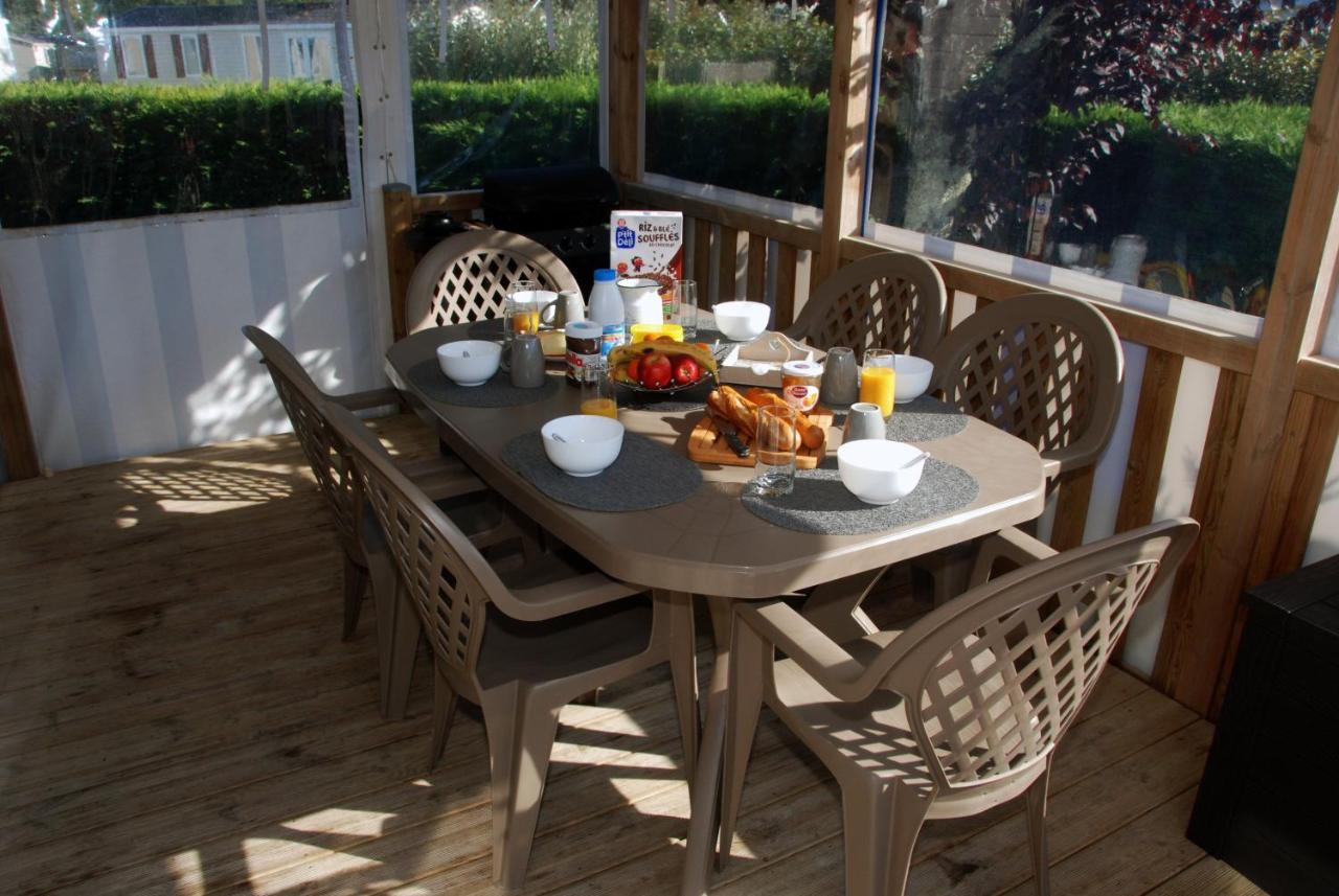 Mobilhome 2Ch Climatise-Terrasse Fermee-4 Velos-Camping 4 Etoiles Les Charmettes 莱马特 外观 照片
